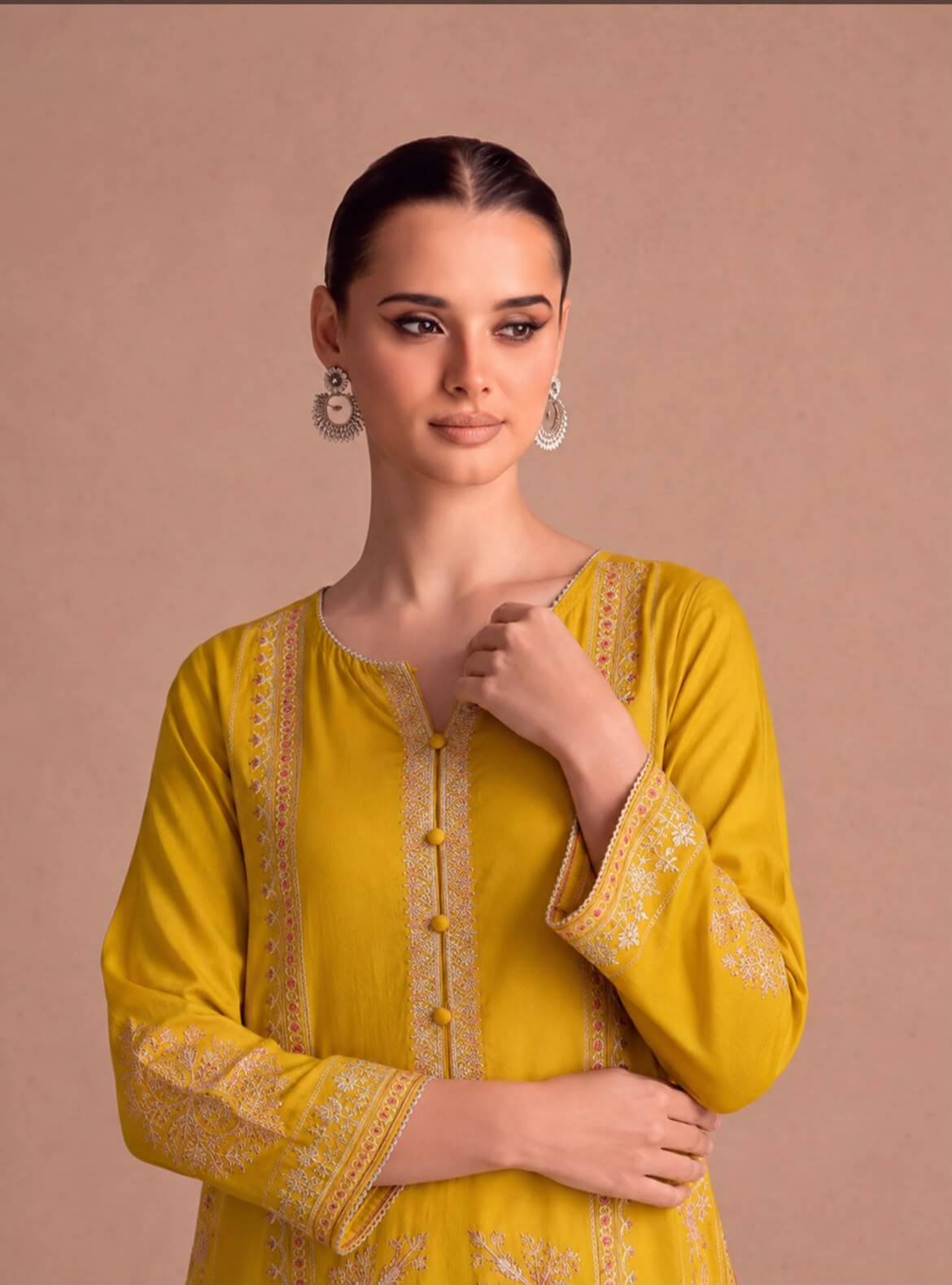 Apple Mist Embroidered Lawn 2-Piece Suit – View 2