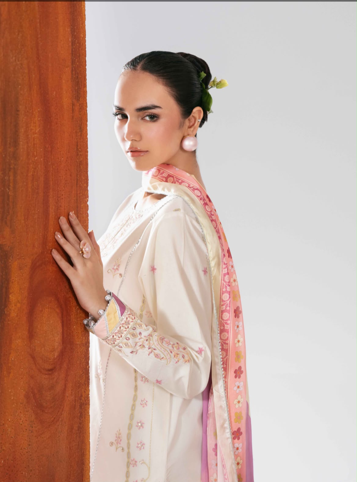 Ivory Embroidered 3-Piece Lawn Suit with Printed Silk Dupatta – View 5